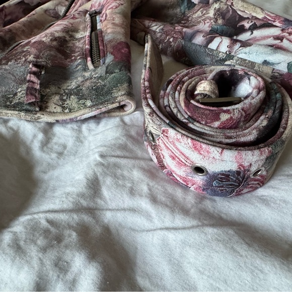 Floral Women's Jacket - Picture 4 of 10